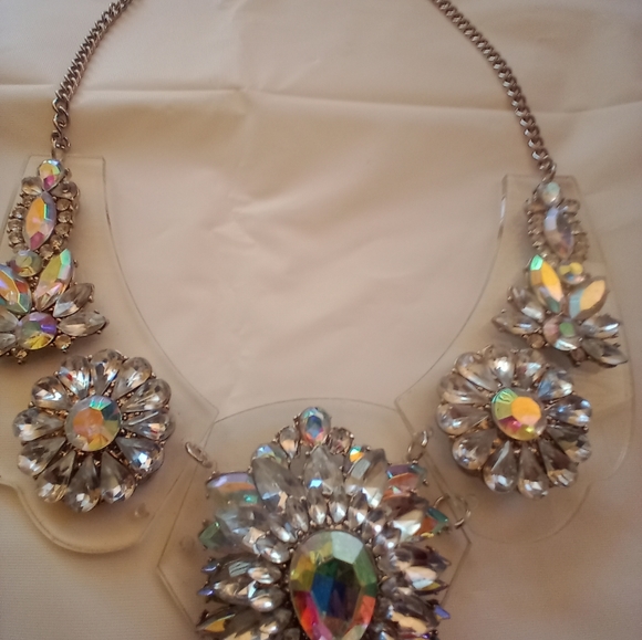 Traci Lynn Crystal Rhinestone Evening Statement Necklace! - Picture 4 of 7